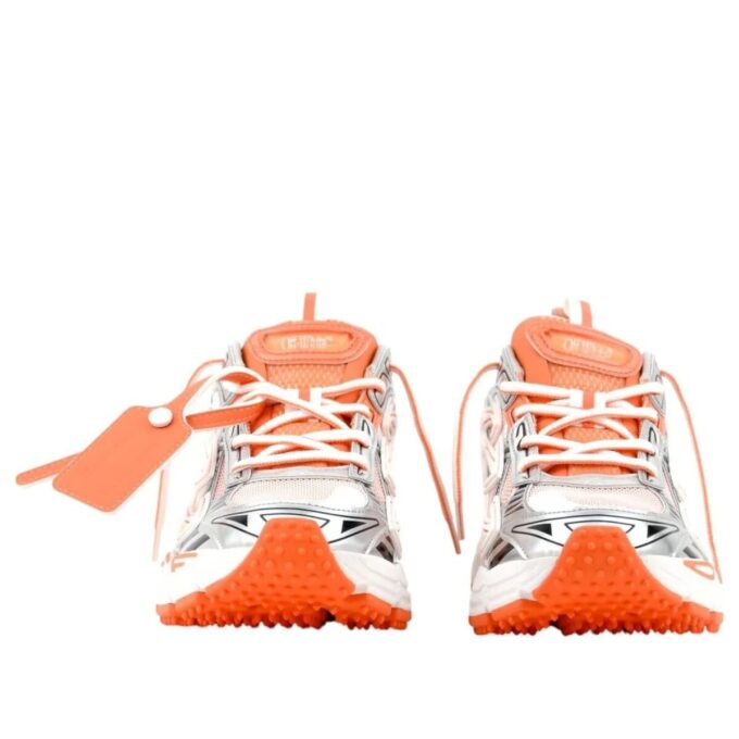 Be Right Back “Geranium Orange White”
