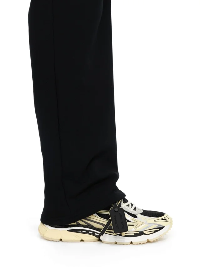 Be Right Back Glow-In-The-Dark Sneakers Be Right Back Glow-In-The-Dark Sneakers