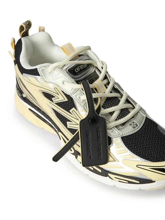 Be Right Back Glow-In-The-Dark Sneakers Be Right Back Glow-In-The-Dark Sneakers