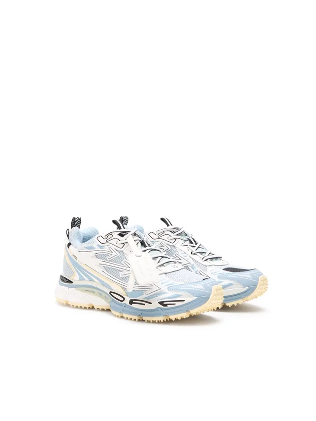 Be Right Back Sneakers Be Right Back Sneakers