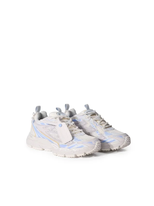 Be Right Back Sneakers Be Right Back Sneakers