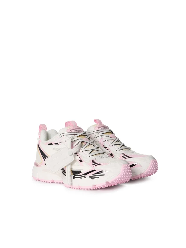 Be Right Back Sneakers Be Right Back Sneakers