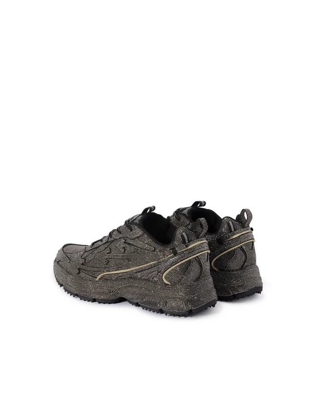 Be Right Back Sneakers Be Right Back Sneakers
