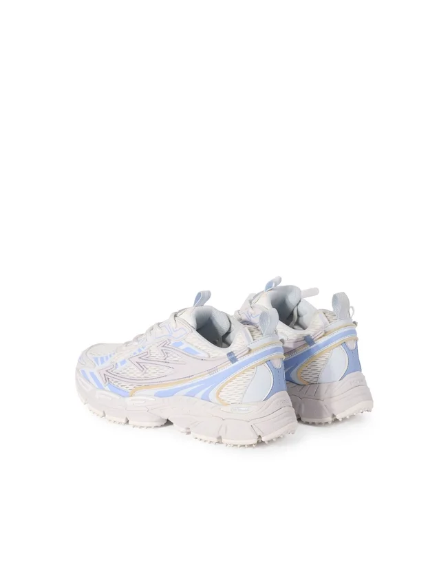 Be Right Back Sneakers Be Right Back Sneakers