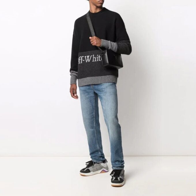 FW21 Logo Pattern Pullover Long Sleeves Black