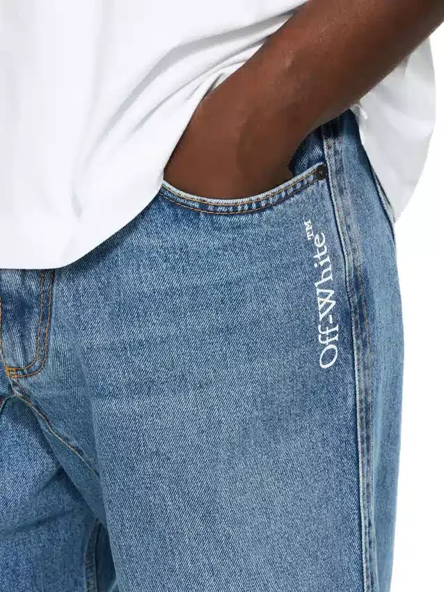Half Arrow Twist Slouchy Jeans Half Arrow Twist Slouchy Jeans