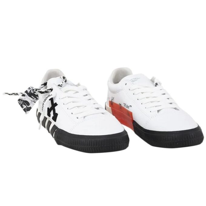 Off-White Low Vulcanized Sneakers Black/White