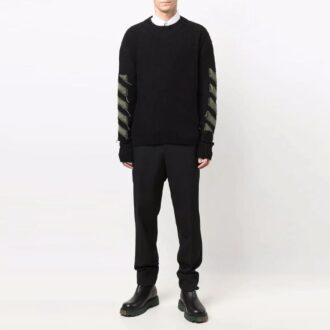 Off-White Men’ s FW21 Arrow Pattern Round Neck Pullover Wool Sweater Loose Fit Black Off-White Men’ s FW21 Arrow Pattern Round Neck Pullover Wool Sweater Loose Fit Black