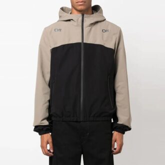 Off-White Men’ s FW22 Contrasting Colors Arrow Printing Zipper Hooded Jacket Loose Fit Black Gray Off-White Men’ s FW22 Contrasting Colors Arrow Printing Zipper Hooded Jacket Loose Fit Black Gray