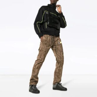 Off-White Men’ s Logo Label Camouflage Sports Pants/Trousers/Joggers Slim Fit Beige Off-White Men’ s Logo Label Camouflage Sports Pants/Trousers/Joggers Slim Fit Beige