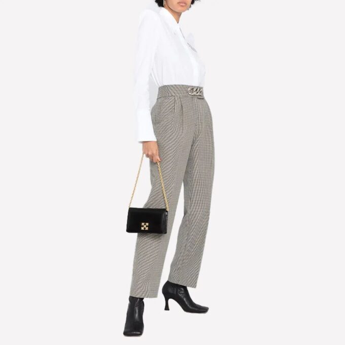 Off-White Twist Jitney 0.5 Shoulder Bag “Black”