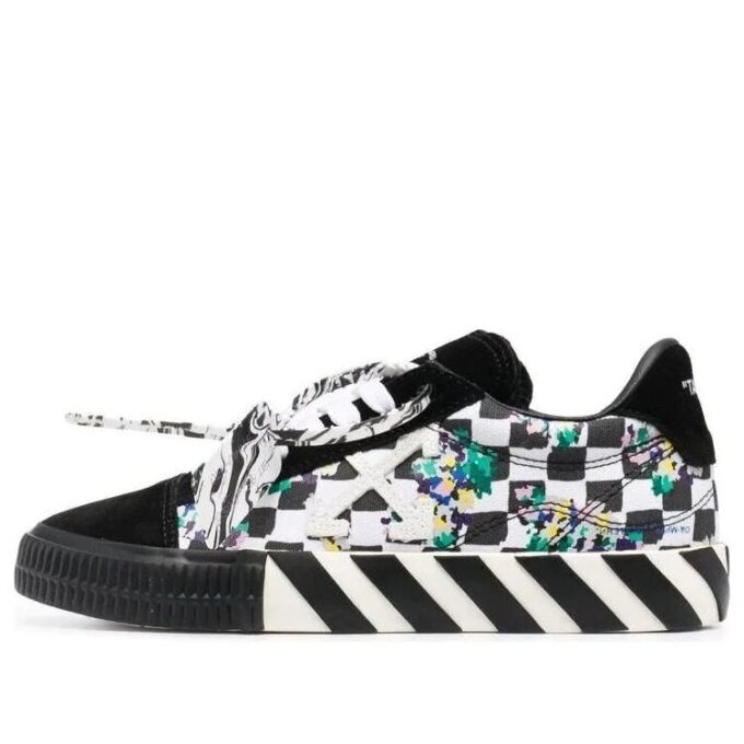 Off-White Vulcanised Low-top Sneakers Black/White