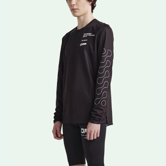 Pattern Printing Round Neck Pullover Long Sleeves Slim Fit Version Black