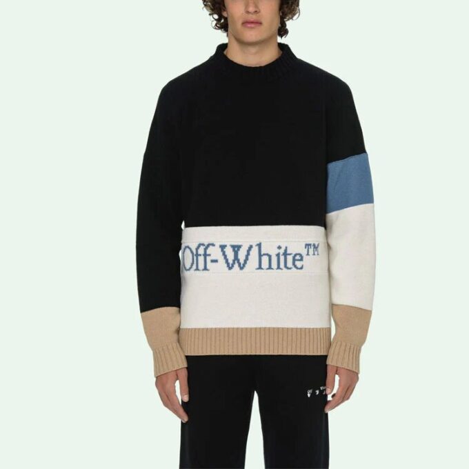 SS21 Logo Round Neck Long Sleeves Black