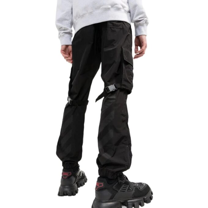 Straight-leg Cargo Trousers “Black”