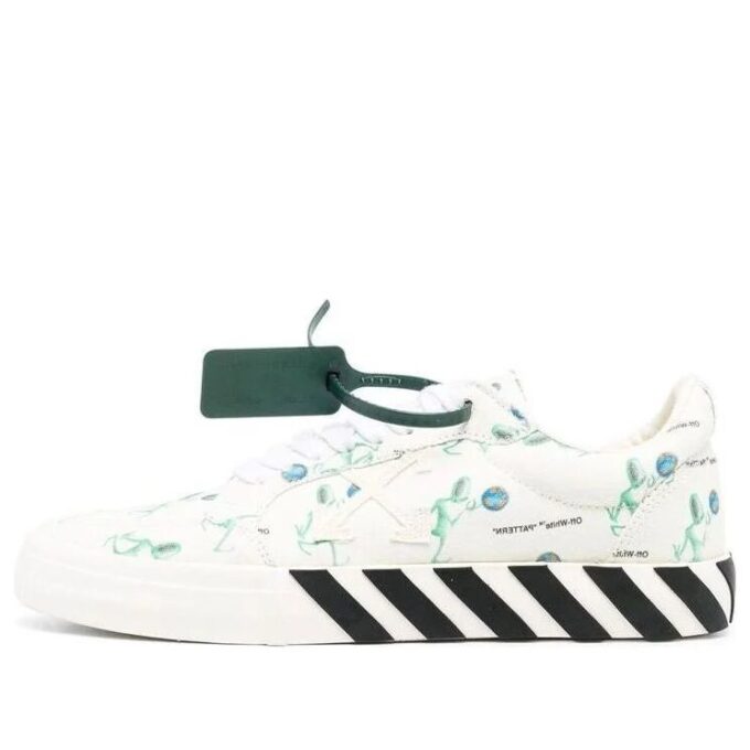 Vulc Low Canvas Alien Logo Applique “White Green Black”