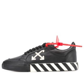 Vulc Sneaker “Black White” 2020