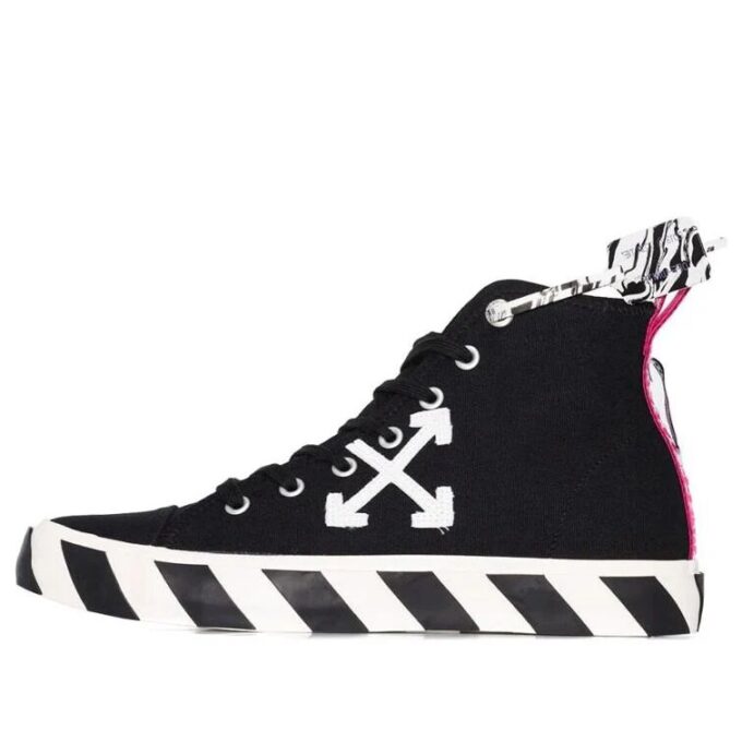 Vulc Sneaker Mid “Black White”
